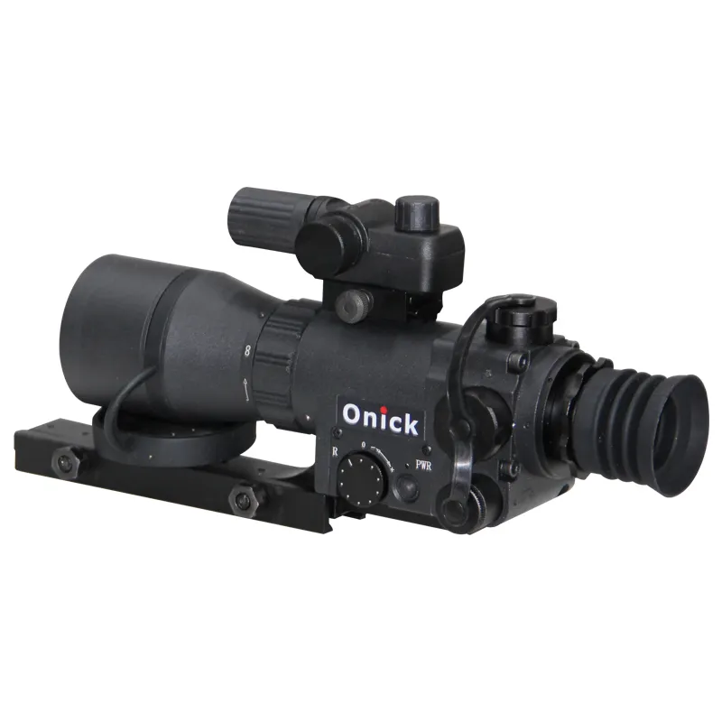 CS-55 Portata di visione notturna